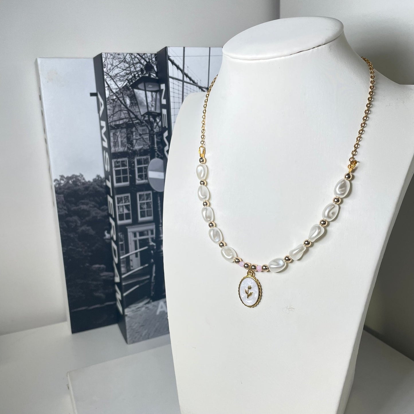 Collana Perline e rose - BOXO Jewelry